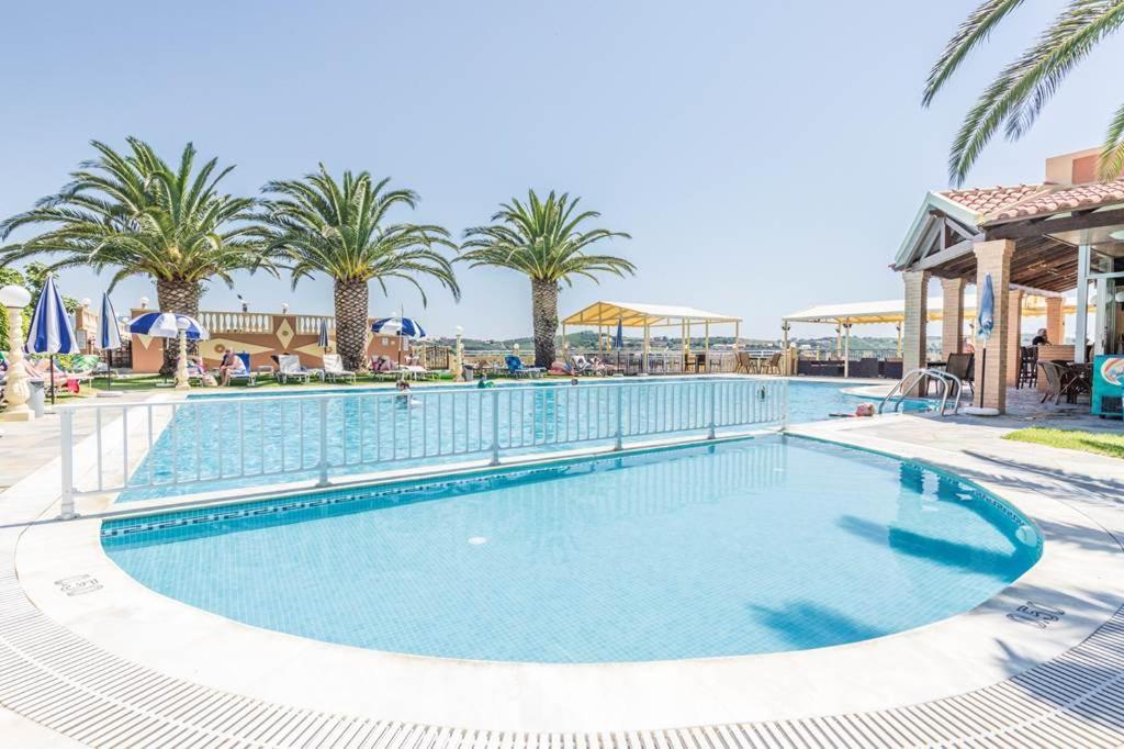 Kapetanios Apartments 에이지오스스테파노스 외부 사진