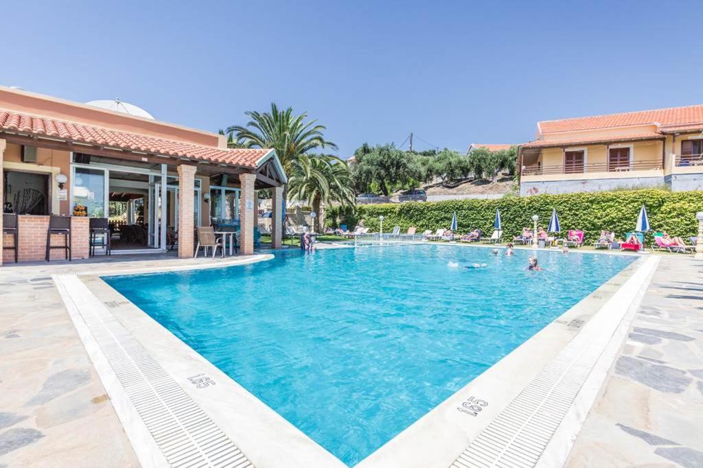 Kapetanios Apartments 에이지오스스테파노스 외부 사진