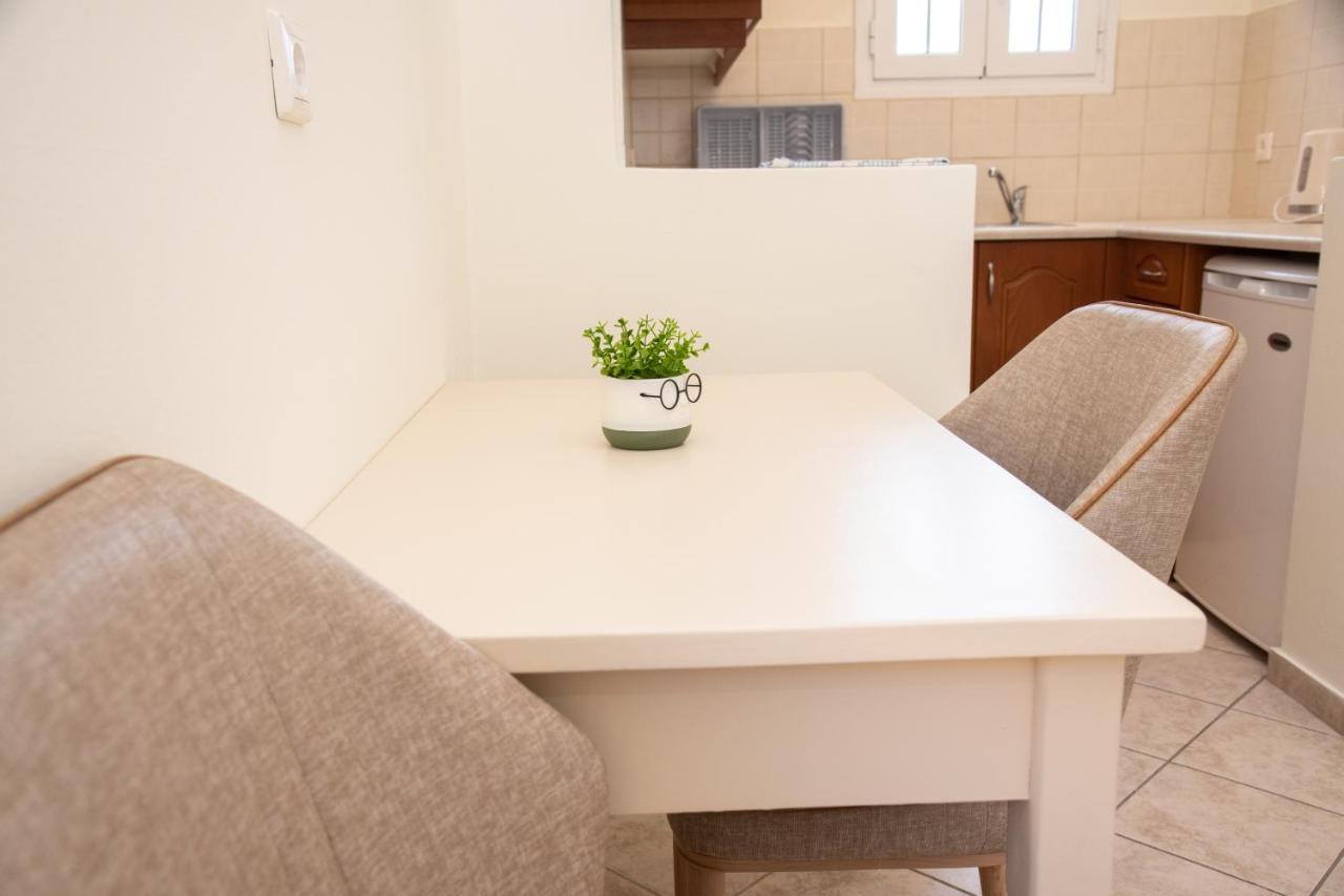Kapetanios Apartments 에이지오스스테파노스 외부 사진