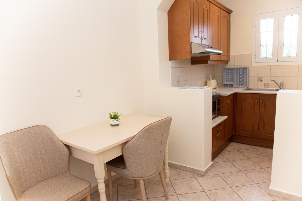 Kapetanios Apartments 에이지오스스테파노스 외부 사진